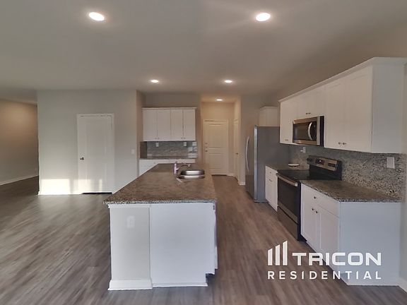 5th image of 7506 Aspen Cyn