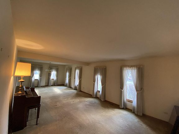 2nd image of 6999 W College Dr