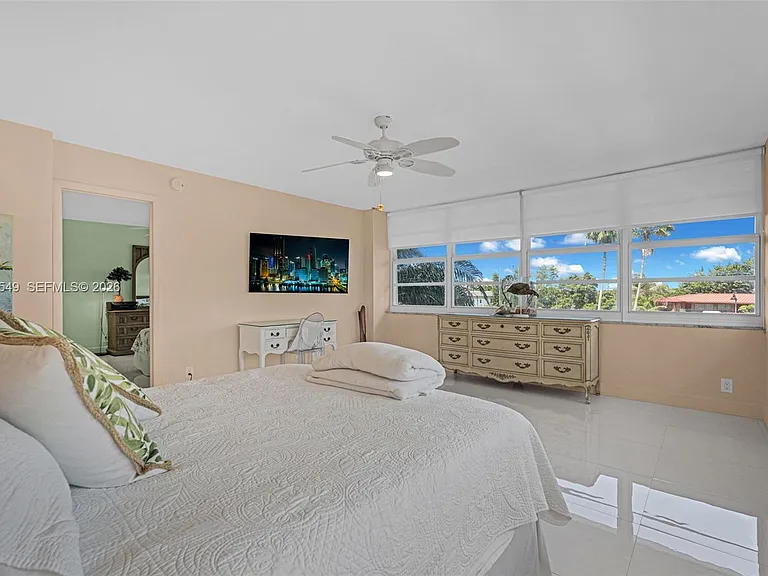 4280 Galt Ocean Dr #2F — Photo 25