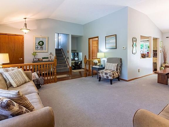 4th image of 24131 Carla Ln