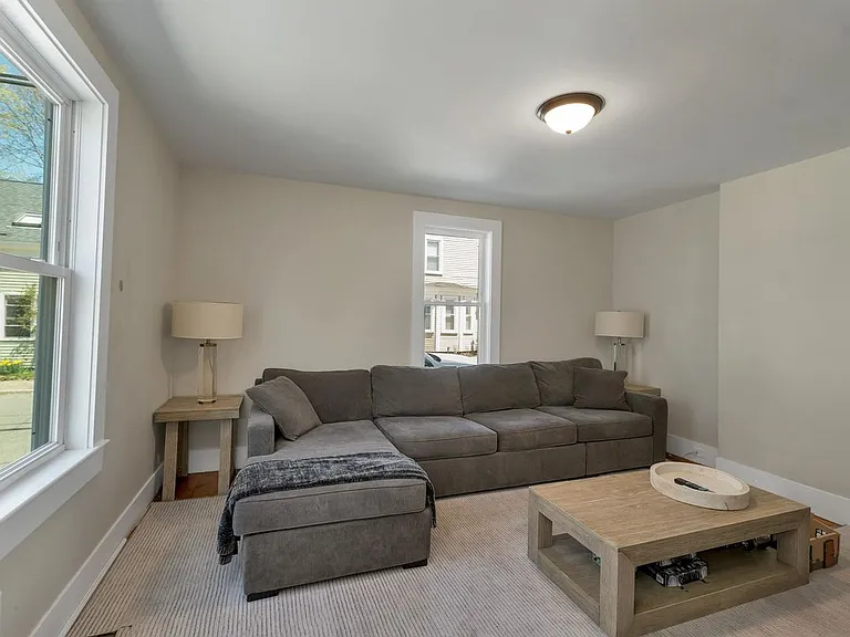 16 Chestnut St — Photo 12