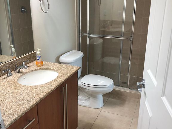 2nd image of 610 Clematis St APT 519