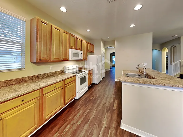3124 Shady Lily Ln — Photo 3