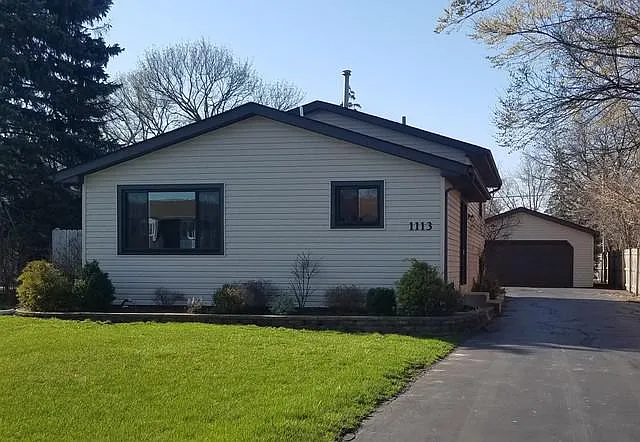 1113 63rd St photo 1