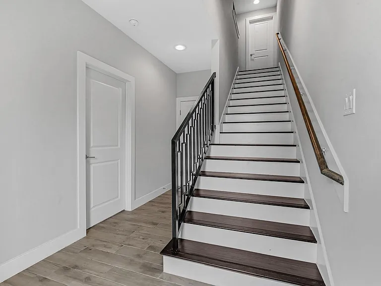 211 Milby St — Photo 10