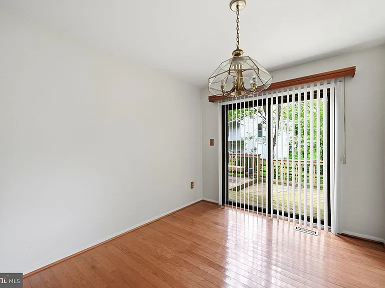 6251 Parallel Ln — Photo 11