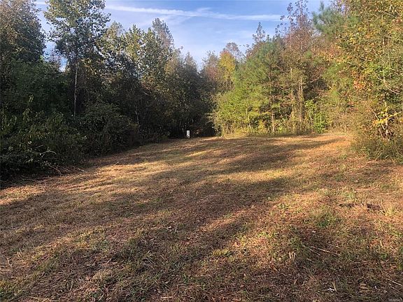 2nd image of 360 County Road 40 W