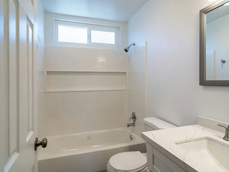 4616 Bancroft St #8 — Photo 15