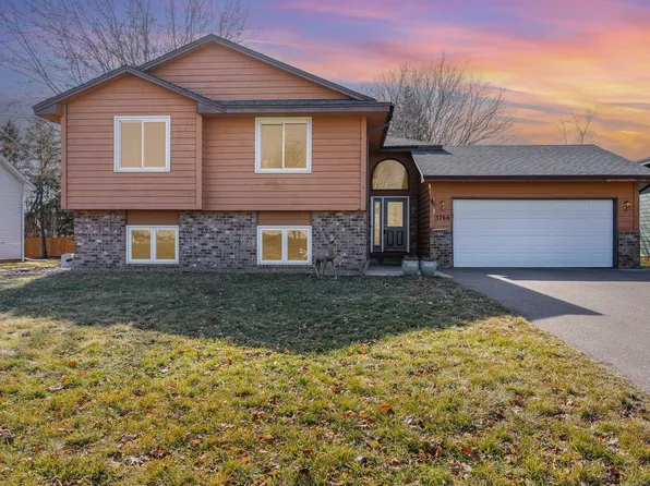 5766 142nd St W, Apple Valley, MN 55124