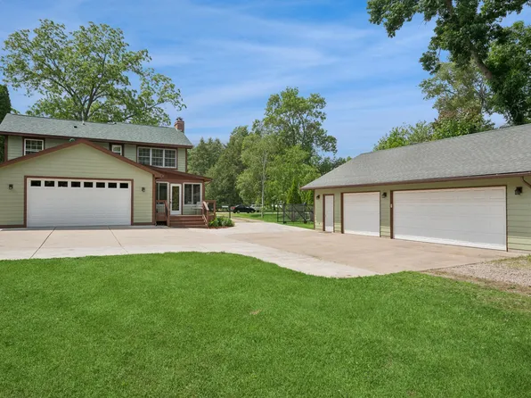 3623 Farmington Rd, Minnetonka, MN 55305