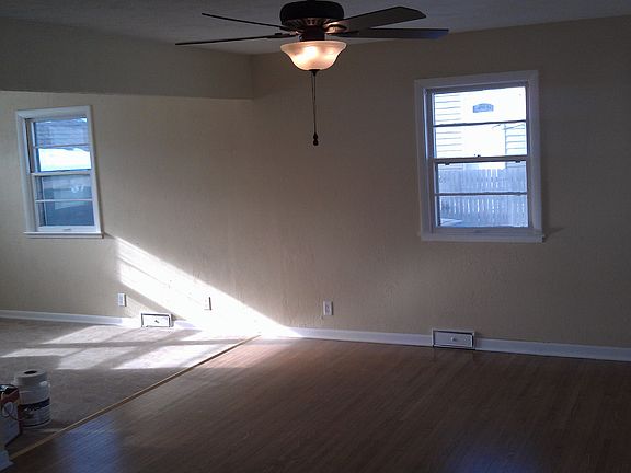 5th image of 5316 Windsor Ave