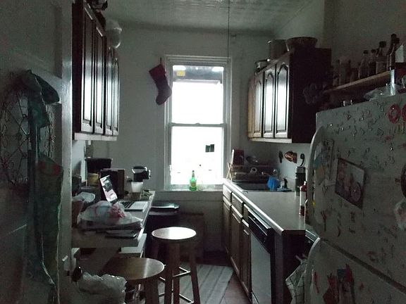 5th image of 2936 Saint Paul St APT 3