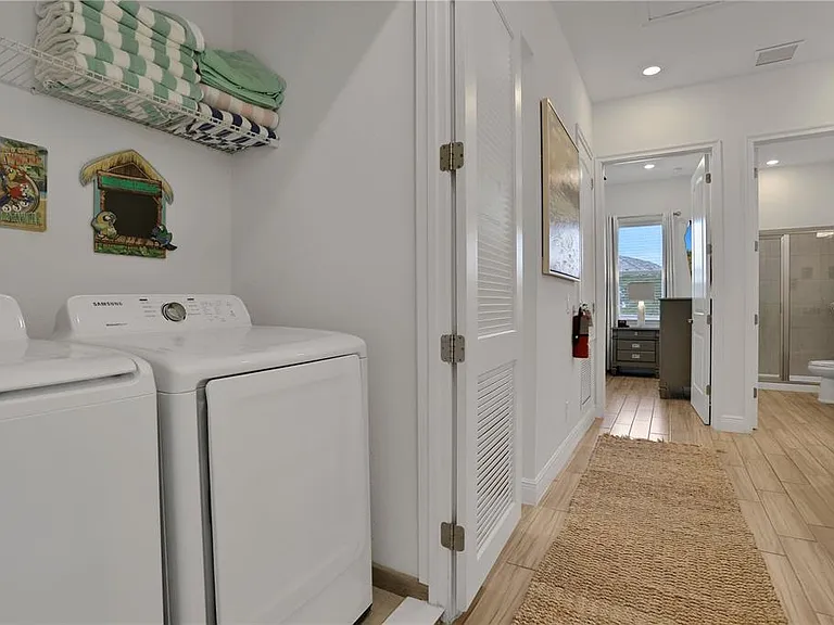 8061 Lost Shaker Ln — Photo 21