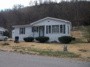 329 Rogers Rd, Maysville, KY 41056