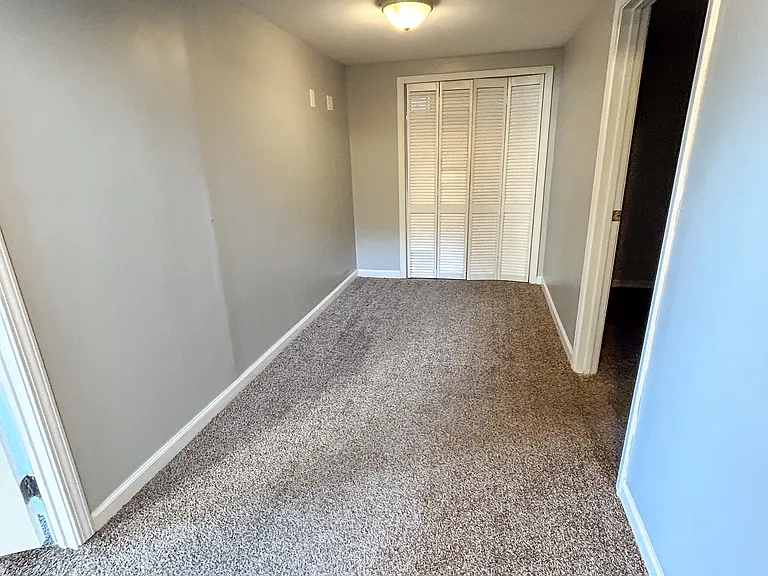5846 N Keystone Ave — Photo 33