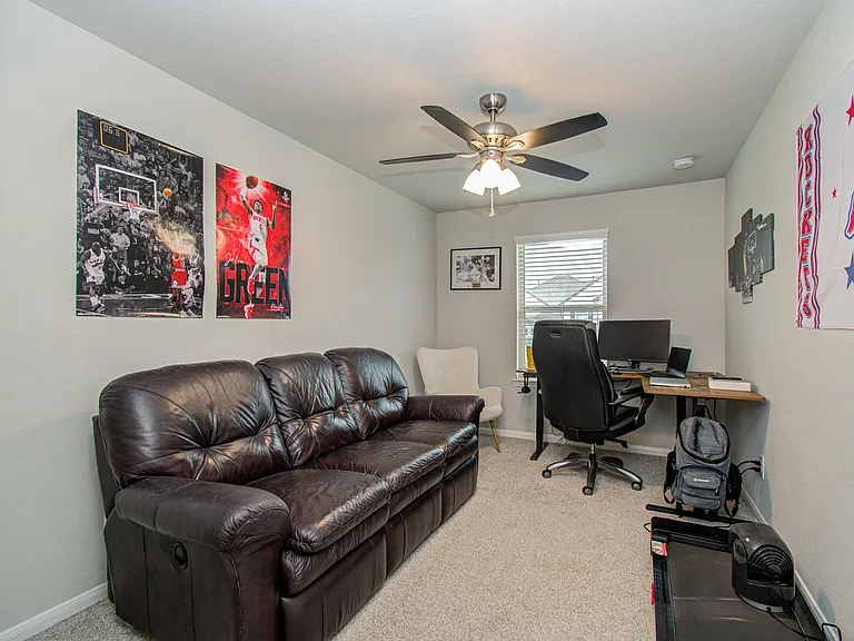5543 Evanston Ln — Photo 14