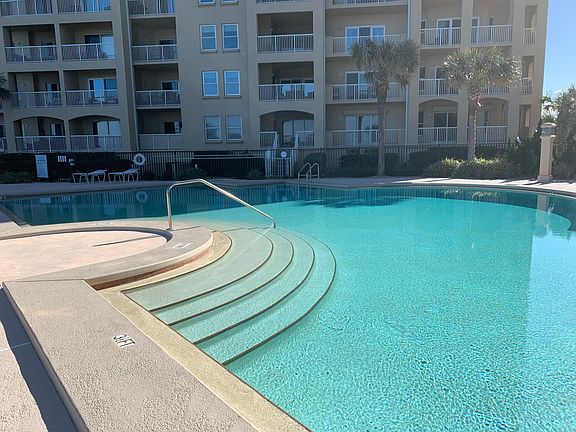 3rd image of 11 Avenue De La Mer APT 1507