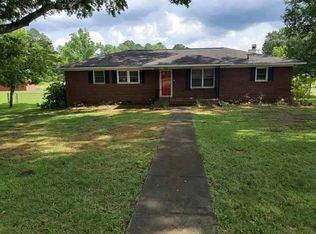 912 Boozer Dr, Oxford, AL 36203