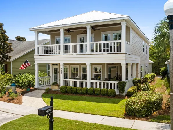 107 Turtle Cv, Panama City Beach, FL 32413