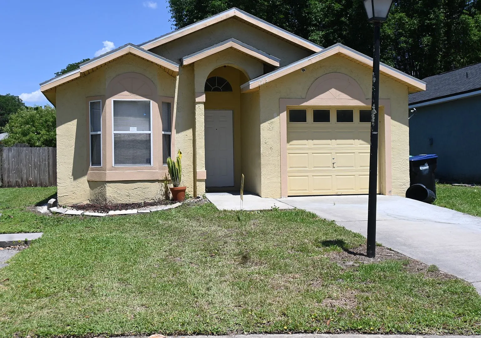 Union Park 3/2 In Rivers Edge Community W/ Fenced Yard-Small Pets Ok! — Photo 1