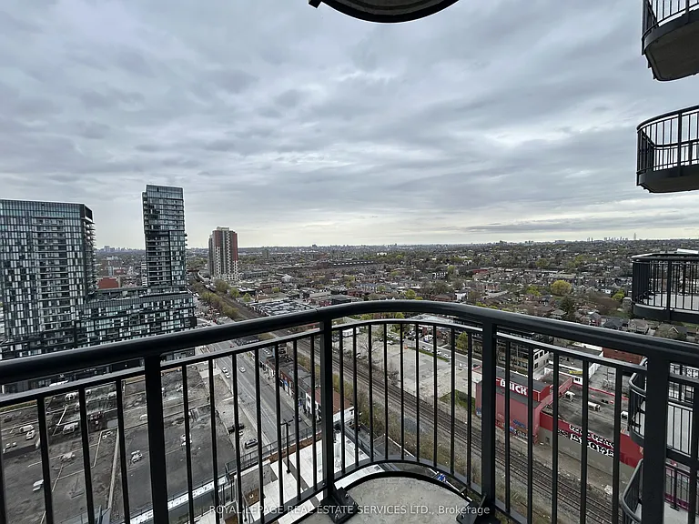 1185 Dupont St #1811 — Photo 14