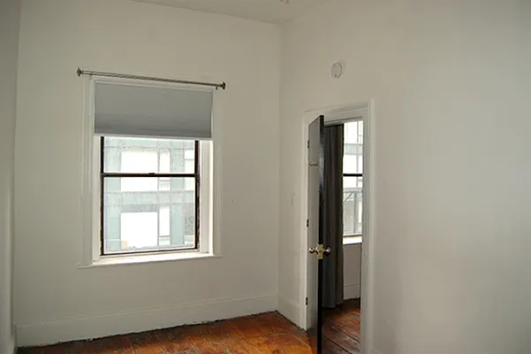 Rented by Wave Real Estate Group | media 16