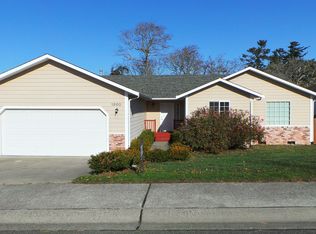 1960 SW 16th Ave, Oak Harbor, WA 98277