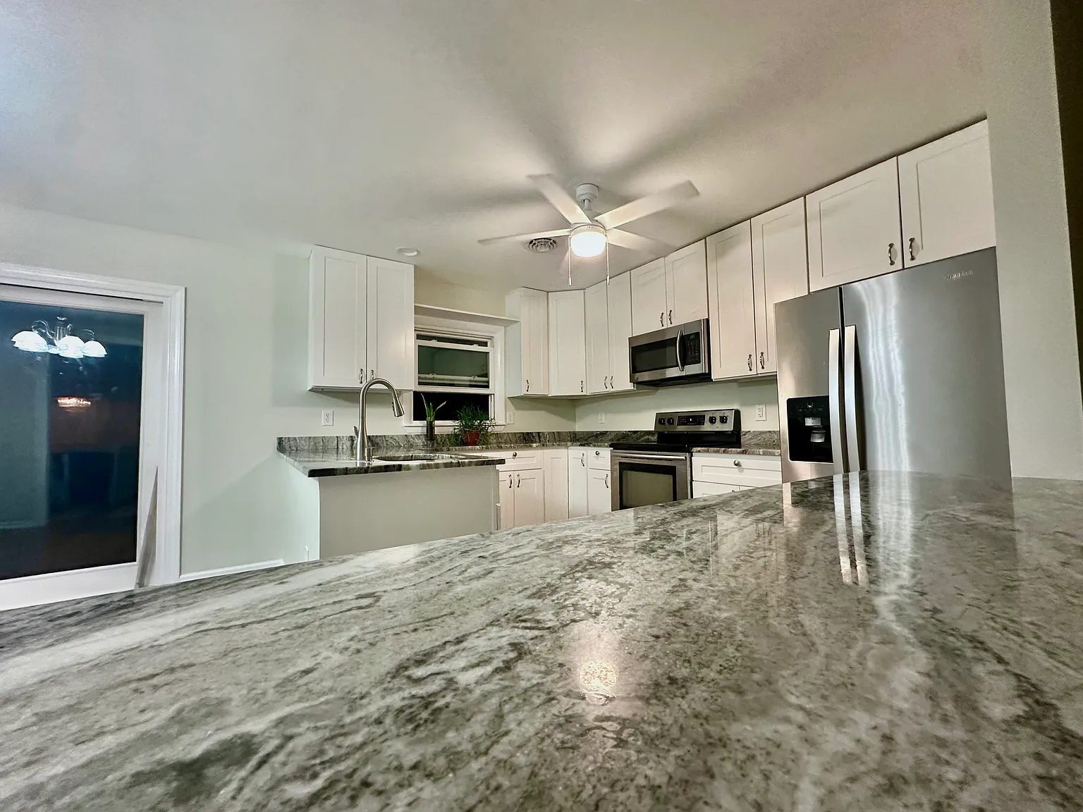 15049 New Windsor Rd — Photo 3