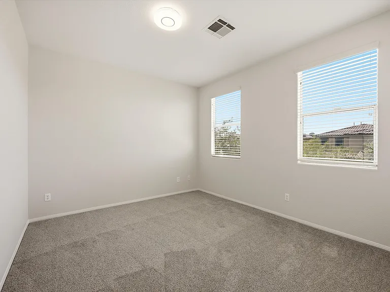 7658 Engleberg Ave — Photo 16