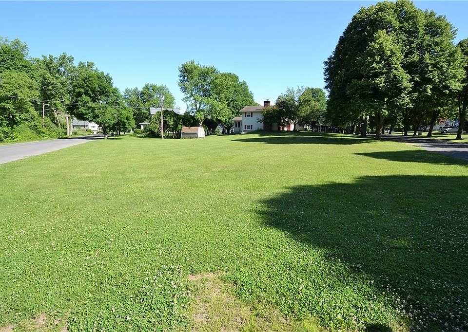 2nd image of 155 Linden Ave