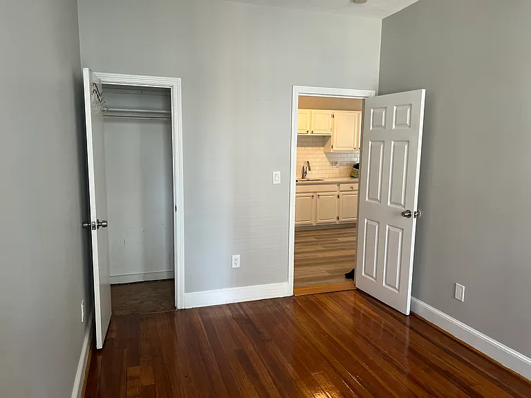 182 Cottage St #202 — Photo 8
