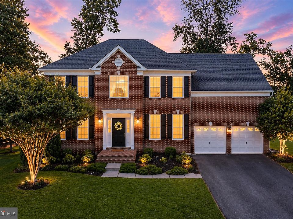 1st image of 108 Norfolk Ct