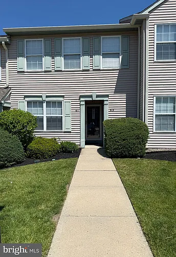 63 Foxglove Dr Photo 1