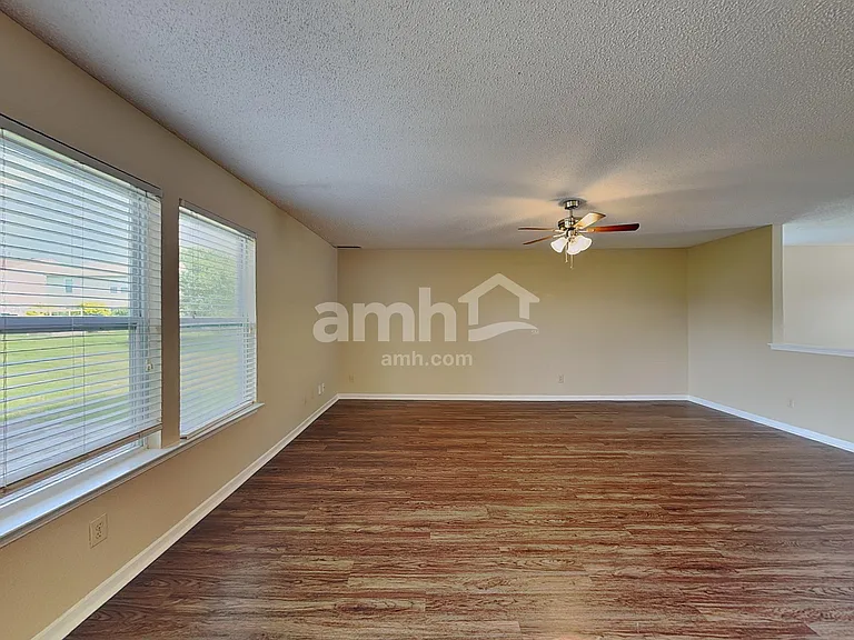 14470 Forsythia Ln — Photo 5