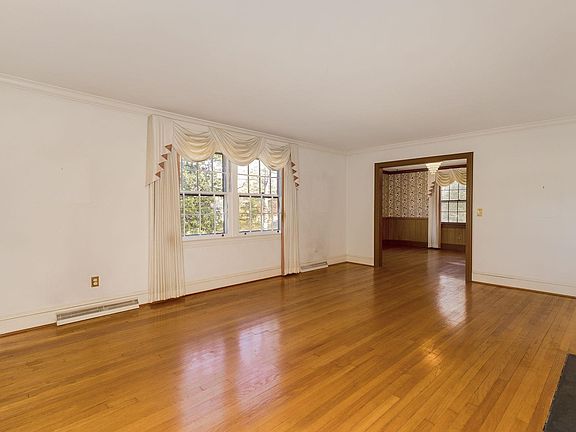 5th image of 6 Tranquil Ave