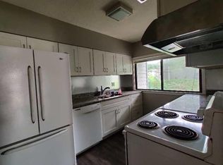 2420 University Dr, Lawrence, KS 66049