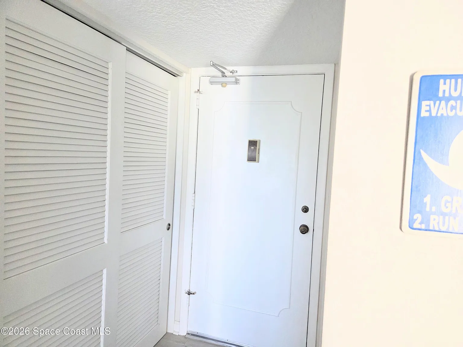 2 bed, 2.0 bath, 1018 sqft, $2,900 — Photo 2