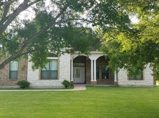 807 Mill Rd, Angleton, TX 77515