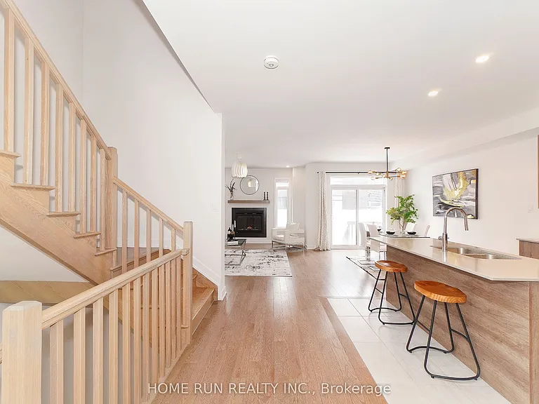 1051 Hydrangea Ave — Photo 18