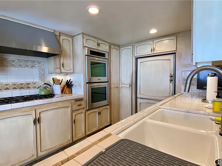 35721 Beach Rd — Photo 11
