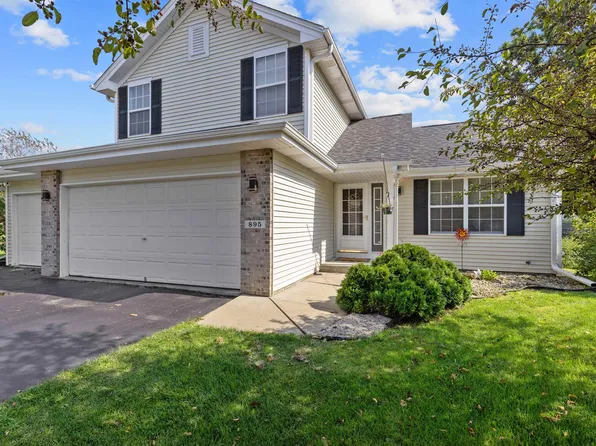 895 Needle Point Dr, Machesney Park, IL 61115