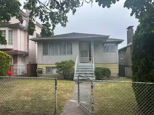 1380 E 54th Ave, Vancouver, BC V5X 1M4
