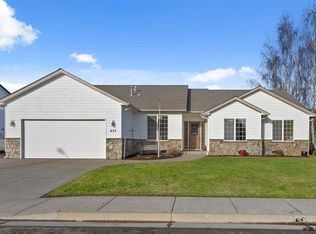 622 Aeronca St, Independence, OR 97351