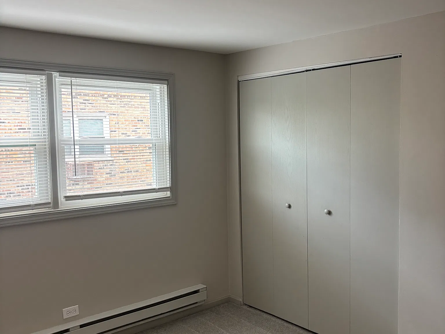 2 bed, 900 sqft, $1,600 — Photo 3