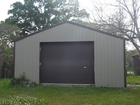 3rd image of 5801 Glasco St