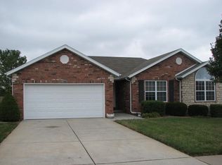 4517 W Bull Run Battle St, Battlefield, MO 65619