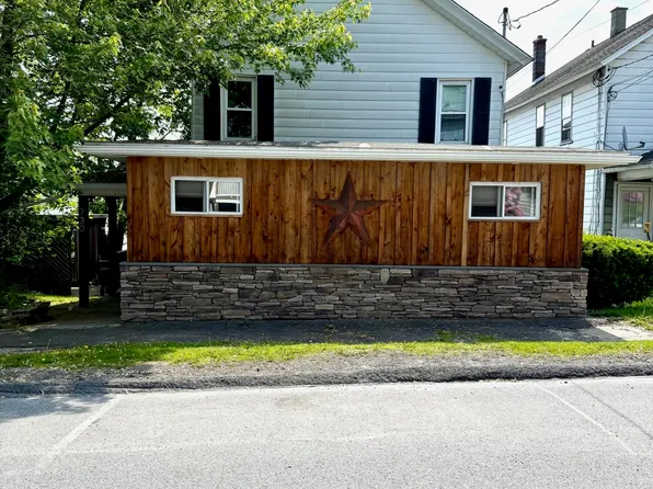 730 Main St, Forest City, PA 18421