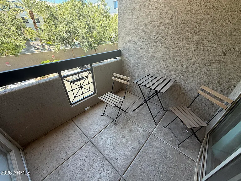 420 W 1st St #221 — Photo 21
