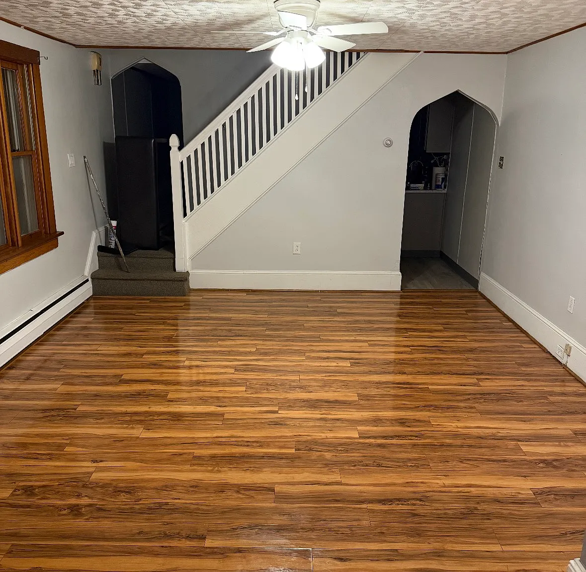 3 bed, $1,500 — Photo 2