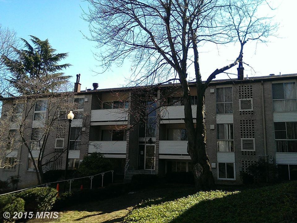 Exterior (Front)